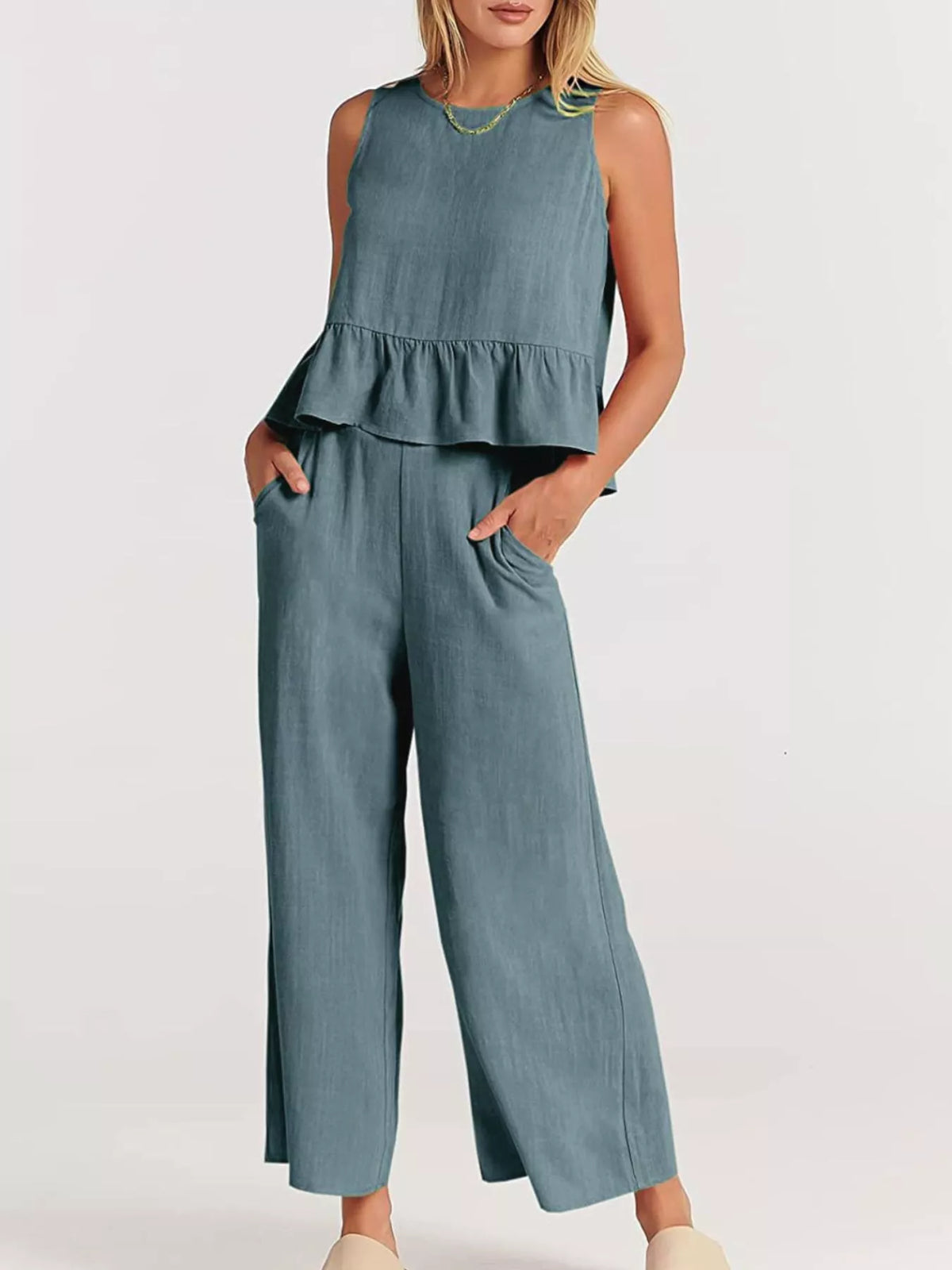 Women's clothing set – product view 4