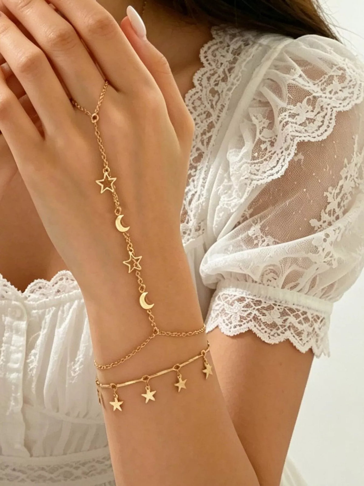 Gold star and moon hand-chain bracelet