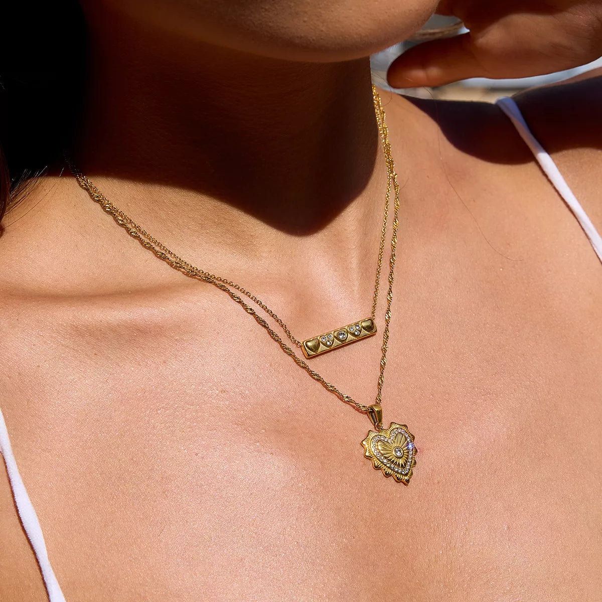 Trendsi 18K Gold-Plated Zircon Pendant Necklace -