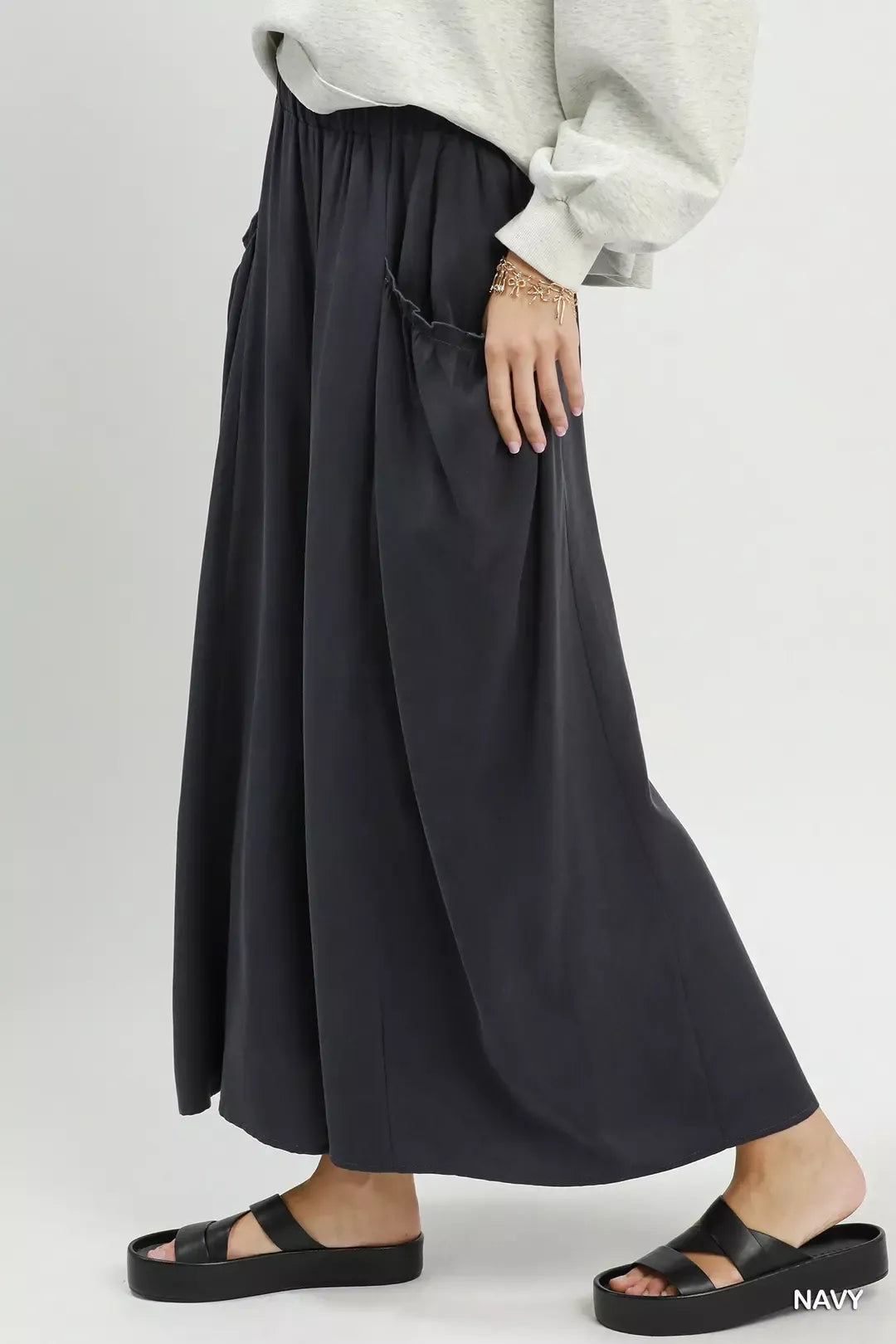 Trendsi Umgee Flowy Wide Leg Pocket Pants -
