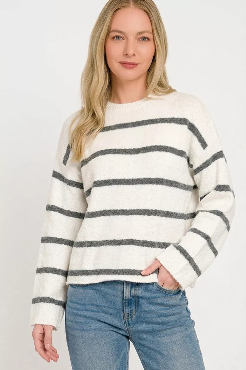 Women's sweater – product view 2