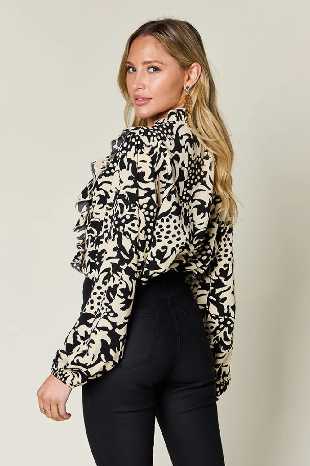 Women's apparel – product view 3
