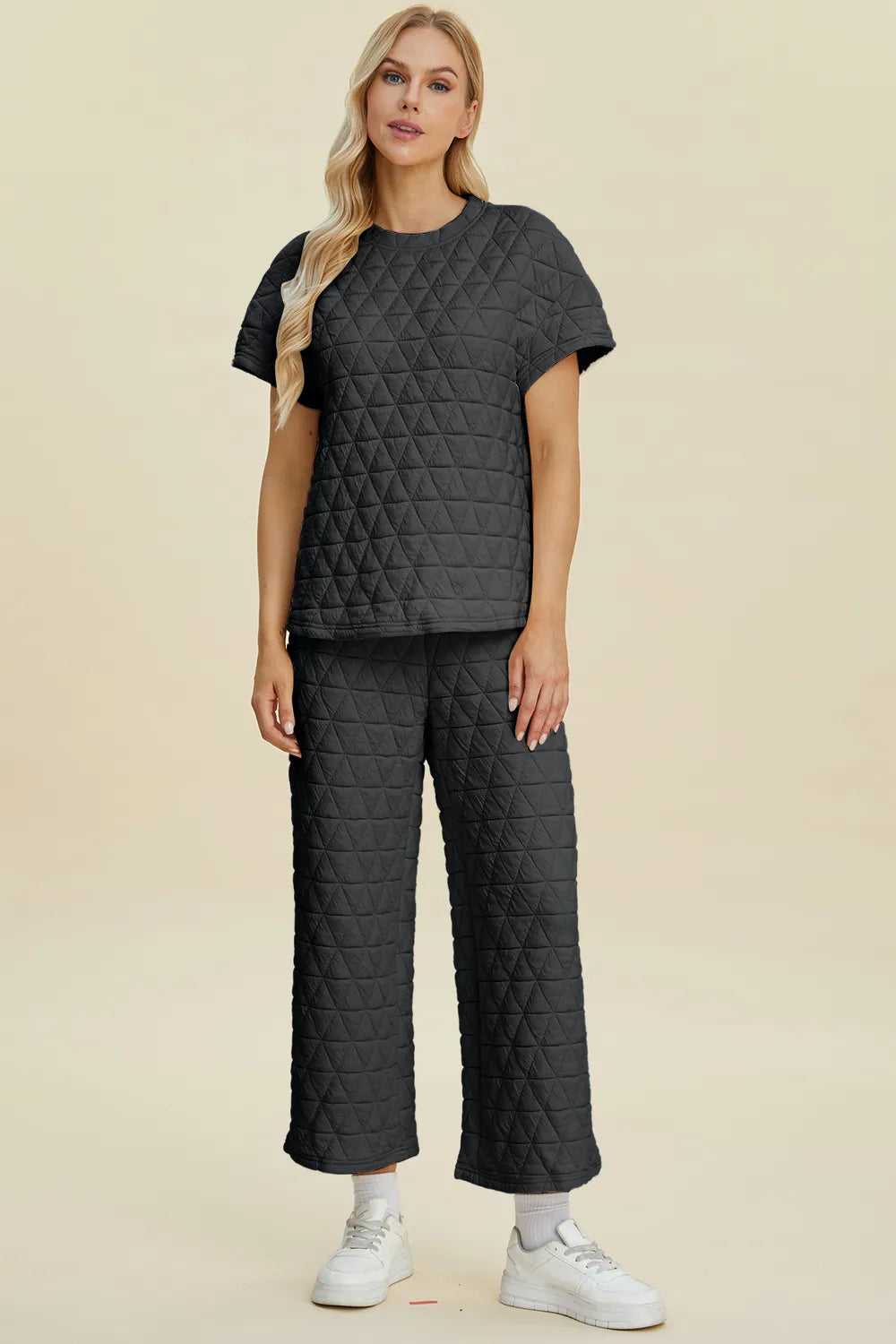 Women's clothing set – product view 1