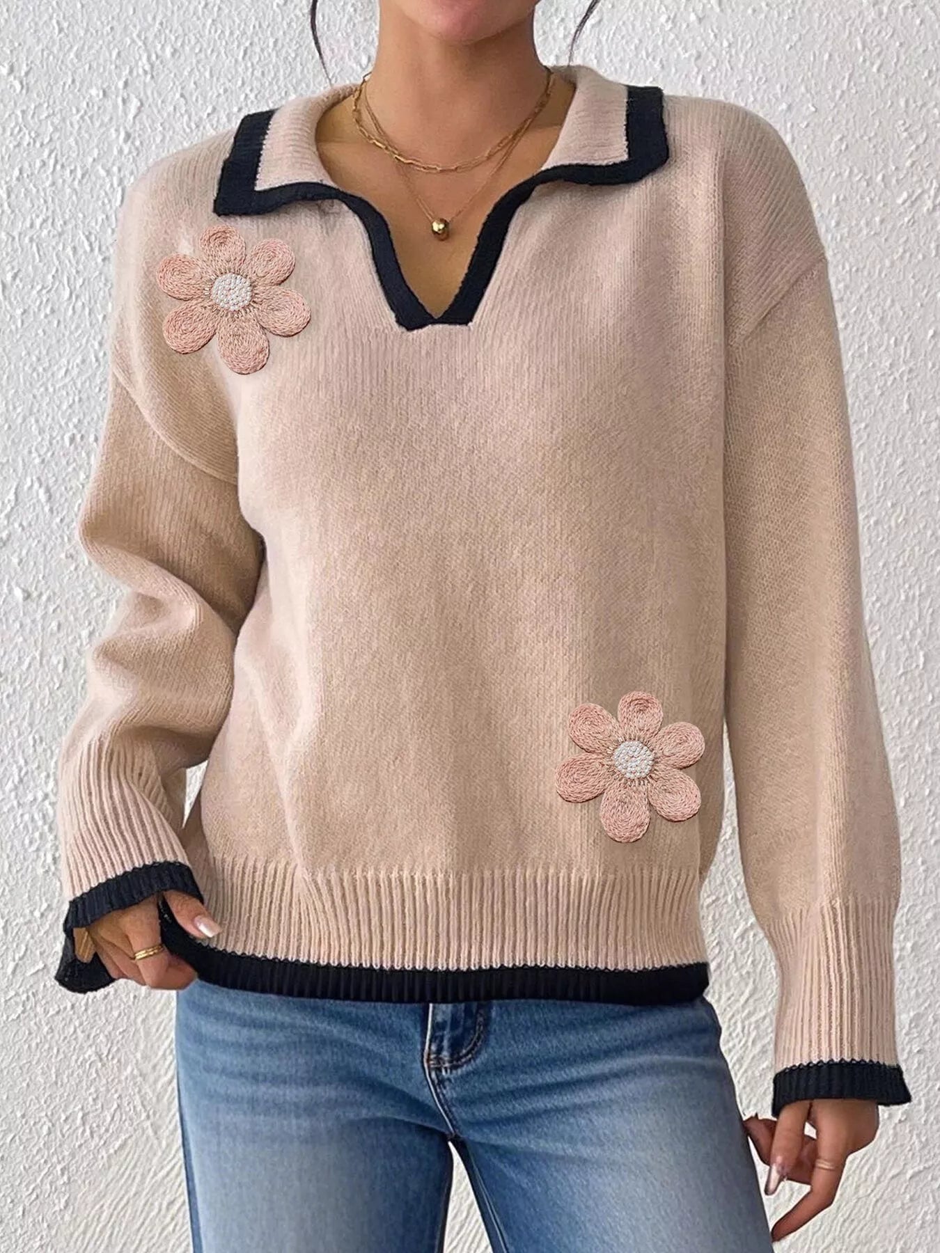 Flower contrast-trim dropped-shoulder sweater