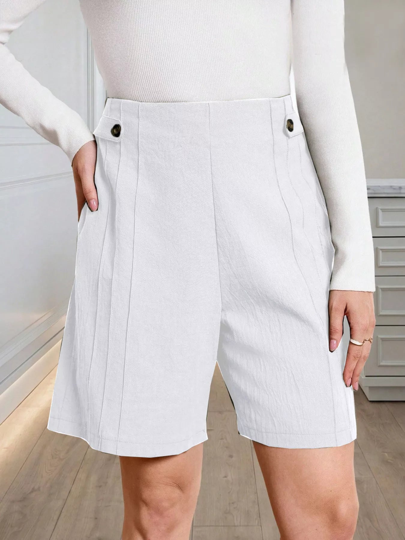 Women's shorts – product view 8
