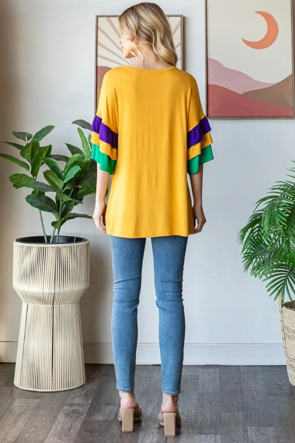 Women's apparel – product view 6