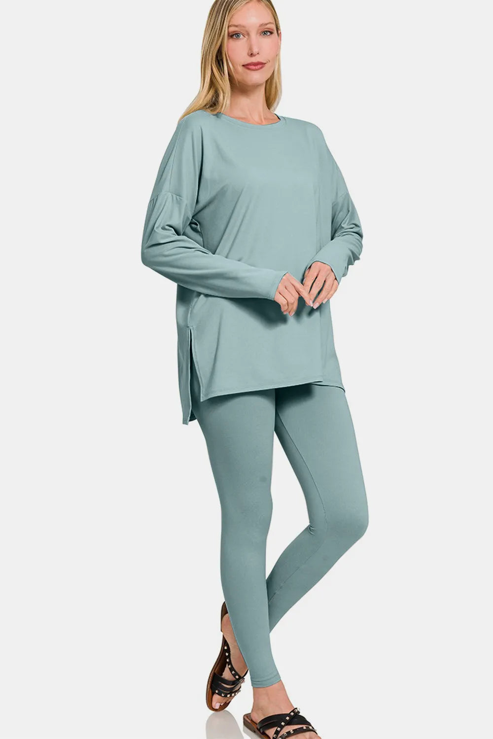 Women's clothing set – product view 2