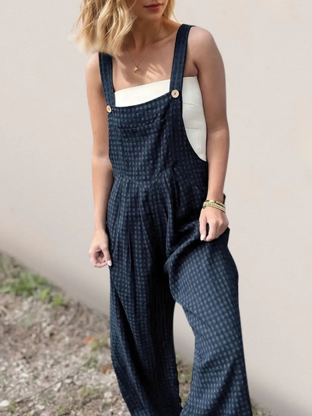 Women's apparel – product view 2