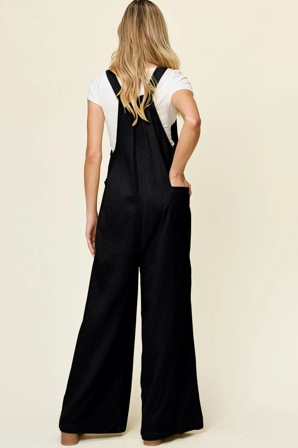 Women's apparel – product view 3