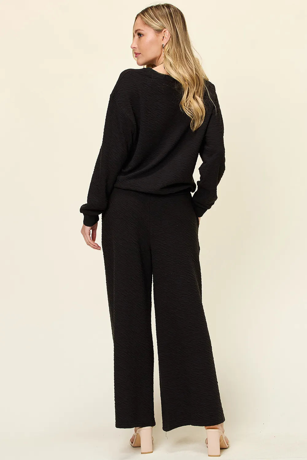 Women's clothing set – product view 3