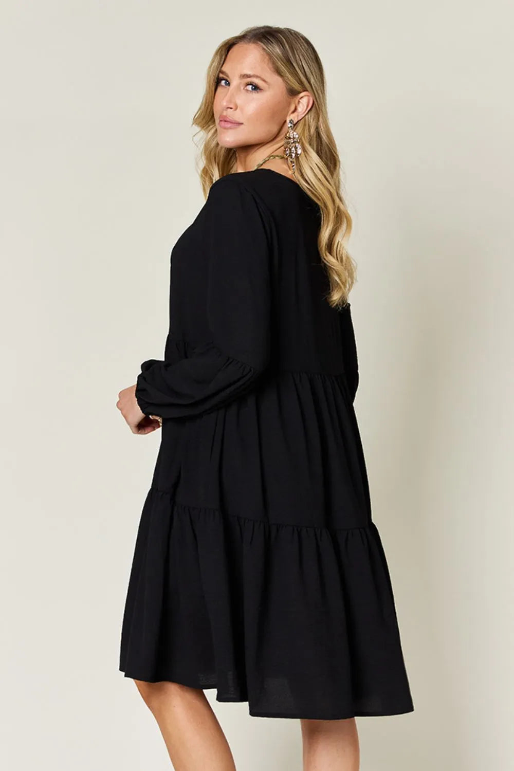 Women's apparel – product view 23