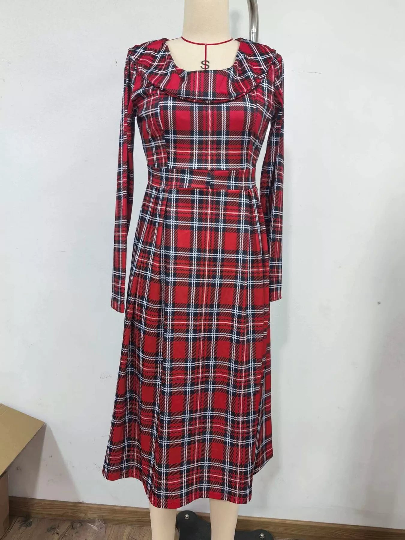 Trendsi Vintage Plaid Long Sleeve Midi Dress -