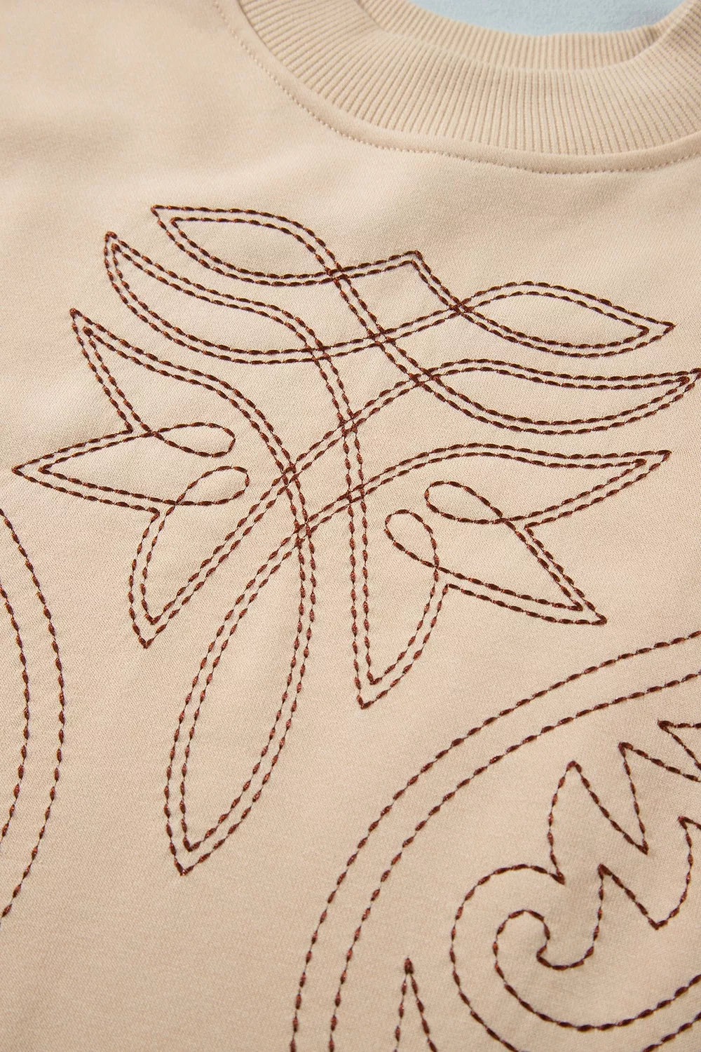 Trendsi Western Embroidery Round Neck Pullover Long Sleeve Sweatshirt -