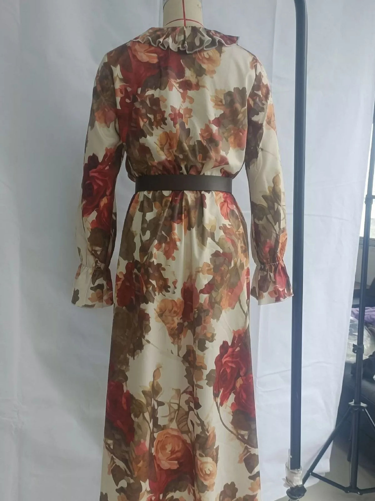 Women's Floral Print Ruffle Trim High-Low Chiffon Maxi Dress in Floral, close-up detail