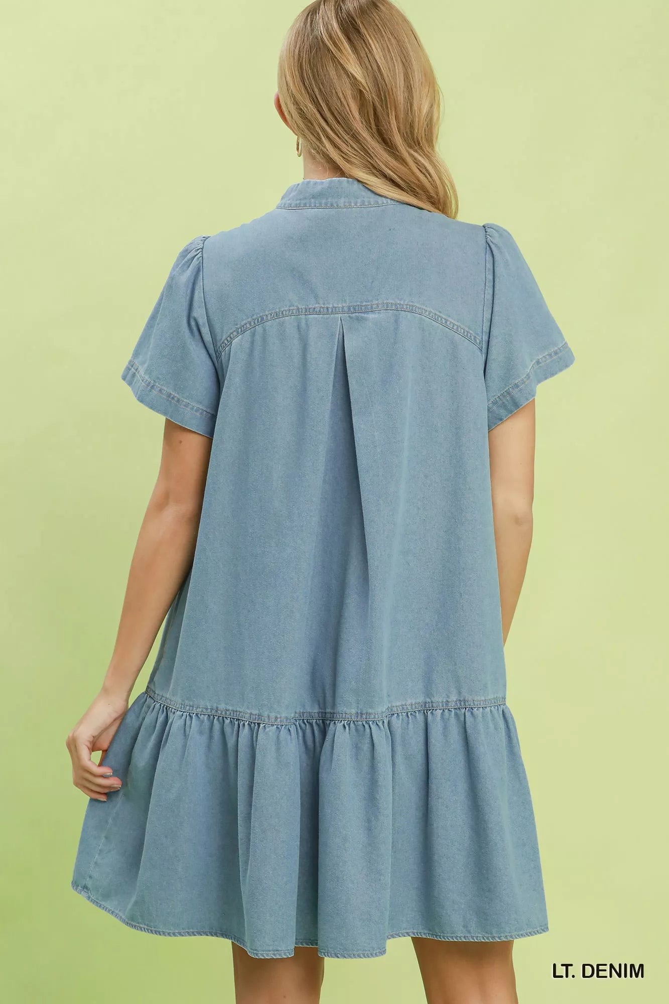 Women's apparel – product view 3