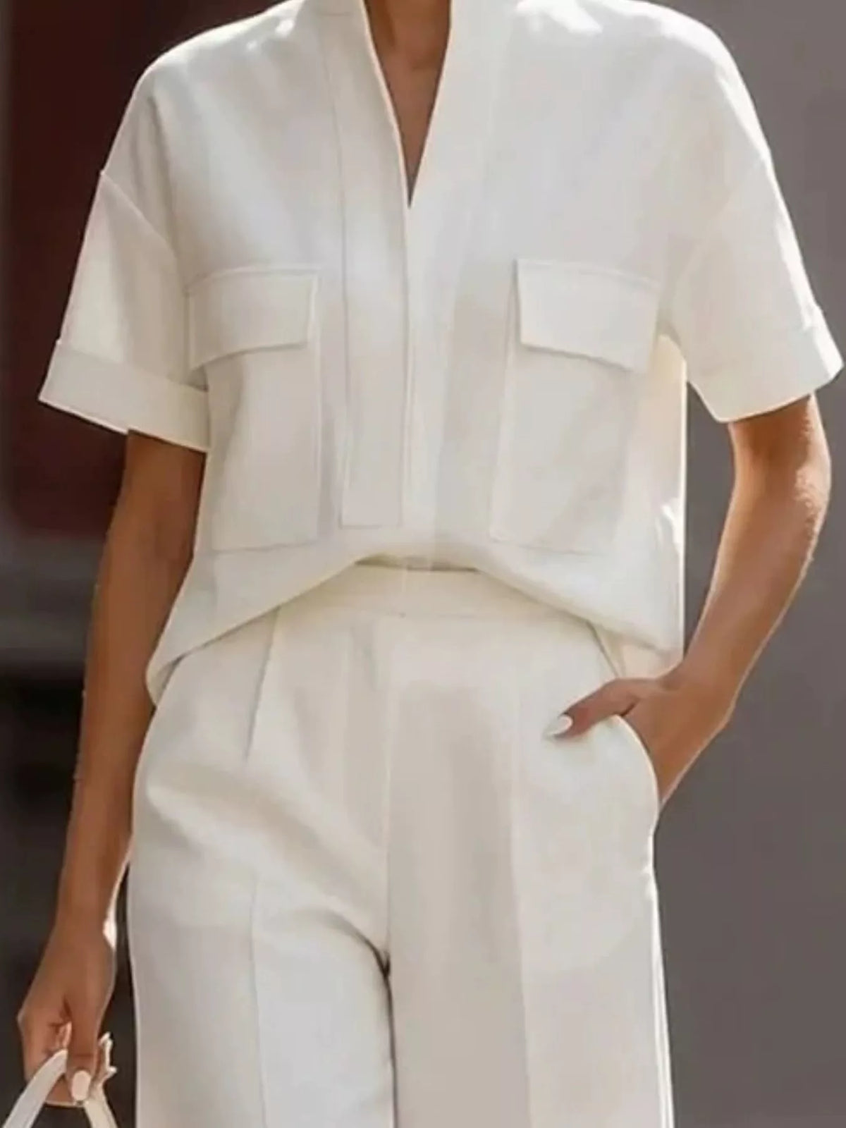 White short sleeve shirt and capris set