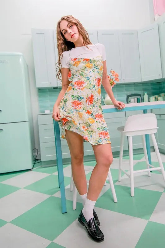Women's apparel – product view 7