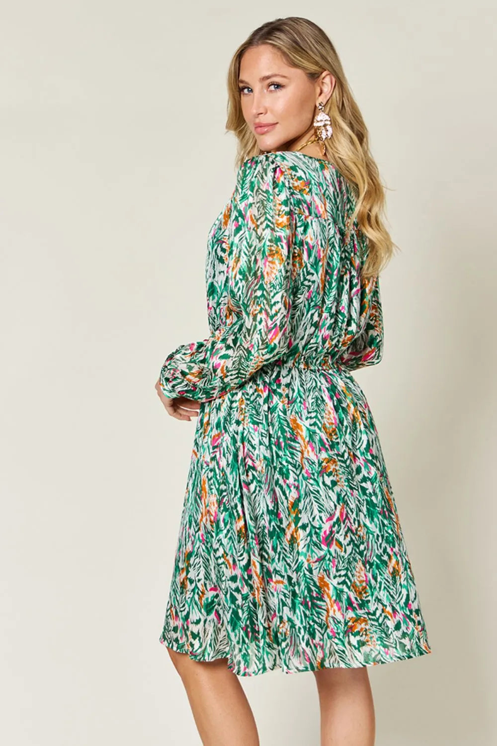 Women's apparel – product view 3