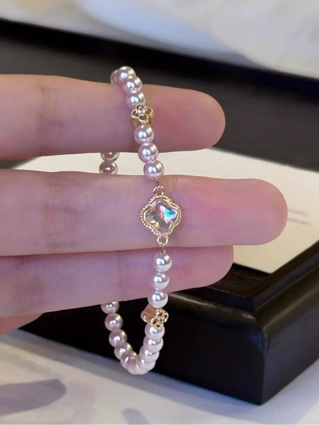 Trendsi Pearl Clover Charm Bracelet -