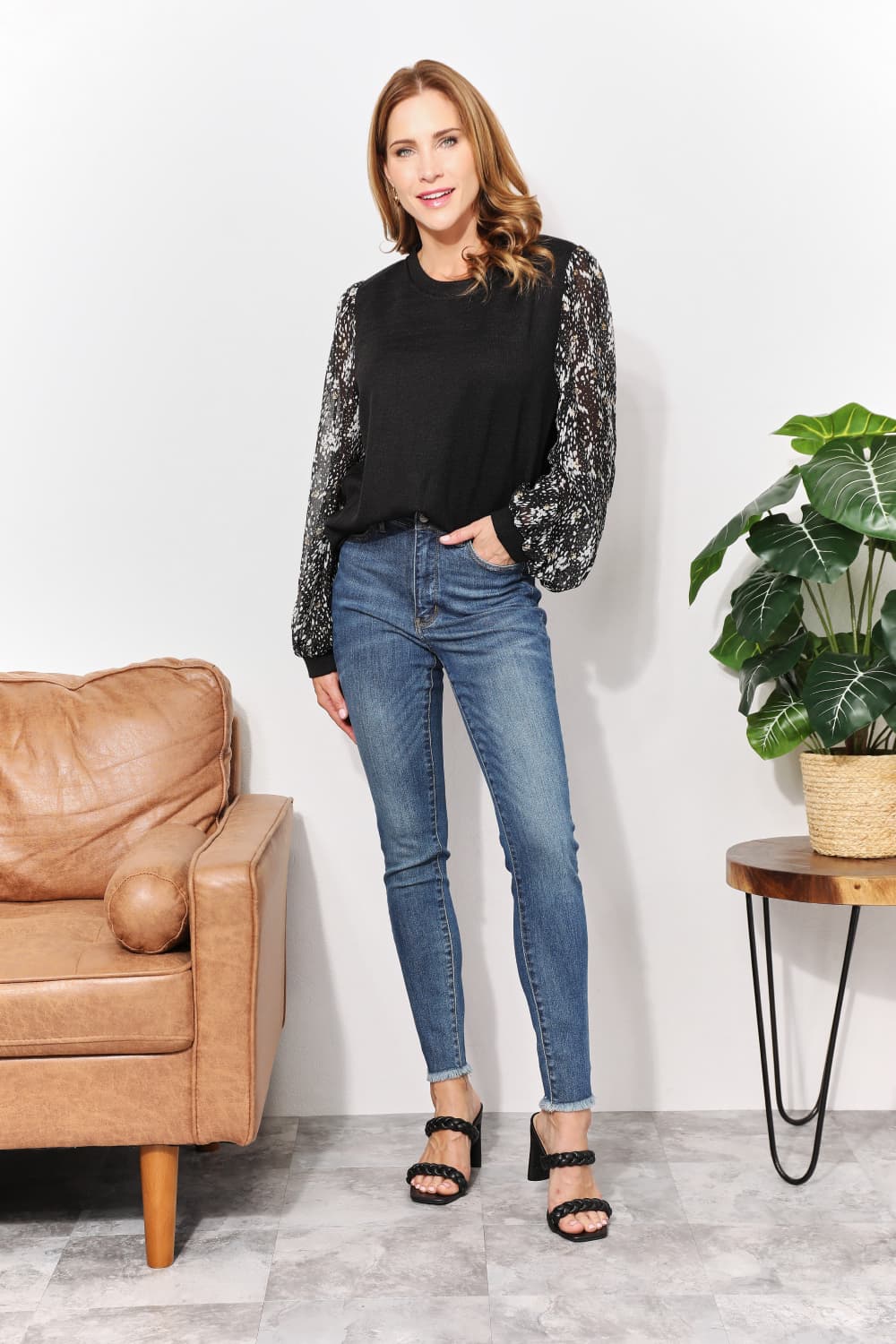 Women's top – product view 10