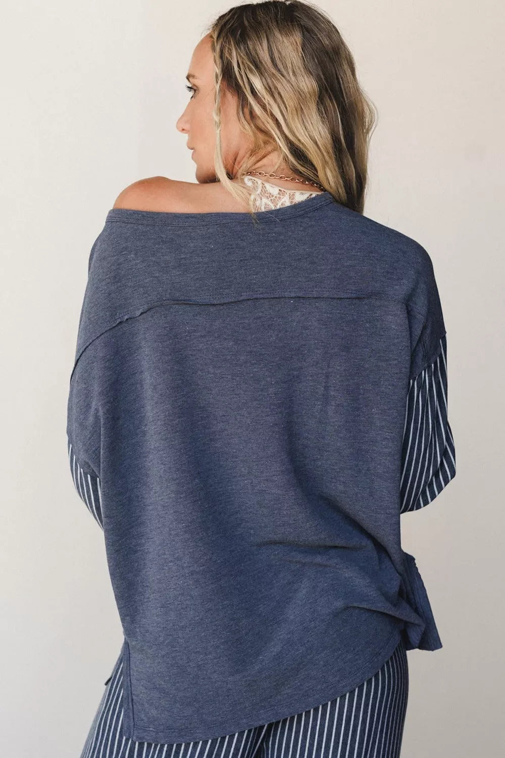 Top and drawstring pants set, blue top back