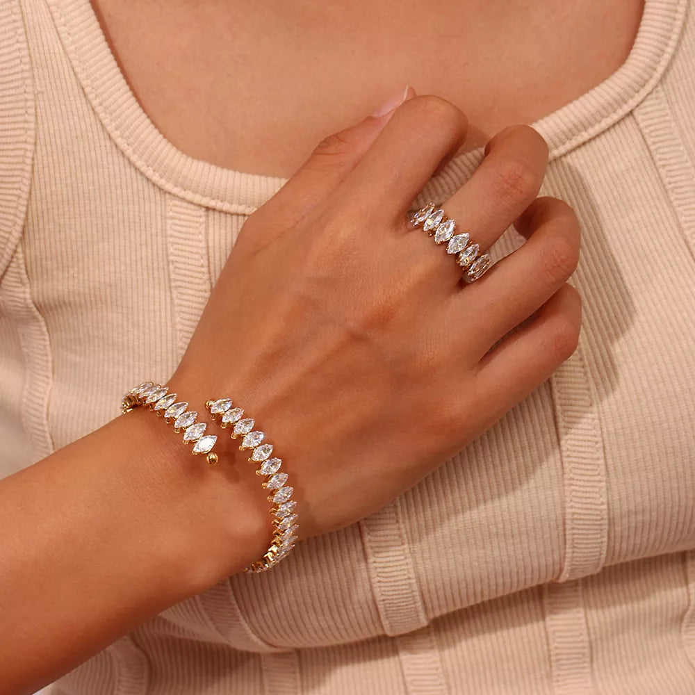 Gold-plated zircon bracelet and ring set — bracelet and ring worn
