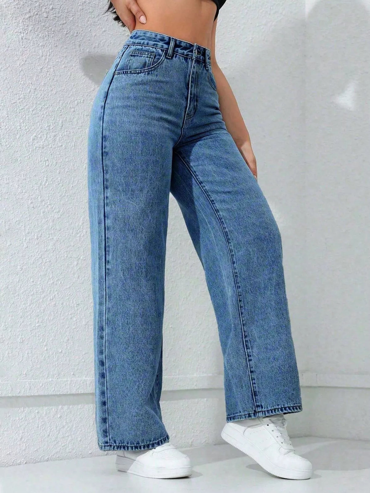 Women's High-Waisted Wide-Leg Jeans in Blue, back view