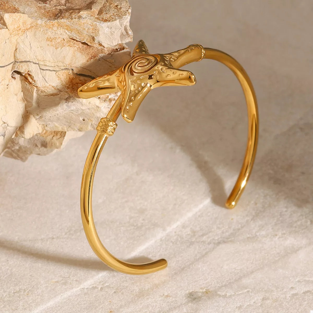 Trendsi 18K Gold-Plated Starfish Open Bracelet -