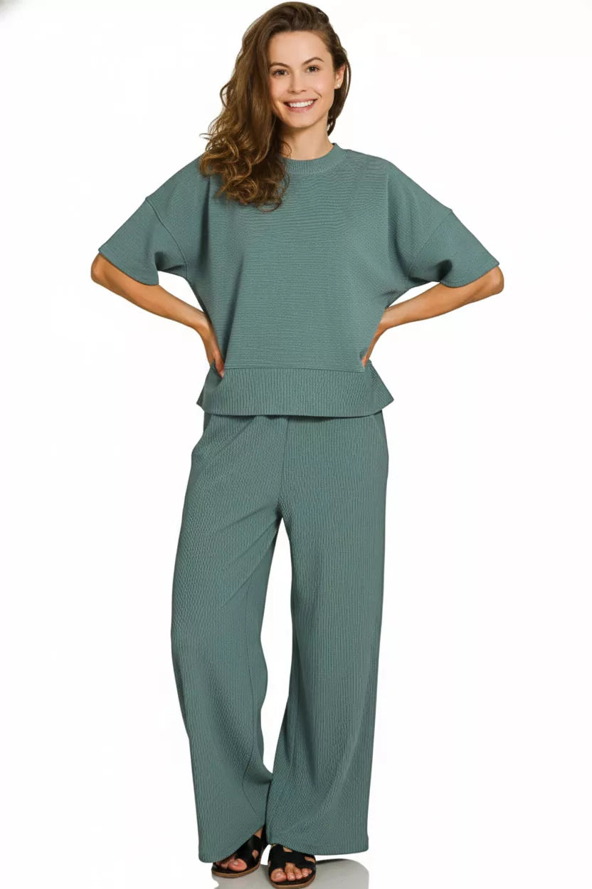 Women's clothing set – product view 2