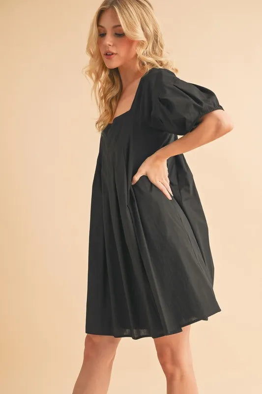 Women's apparel – product view 5