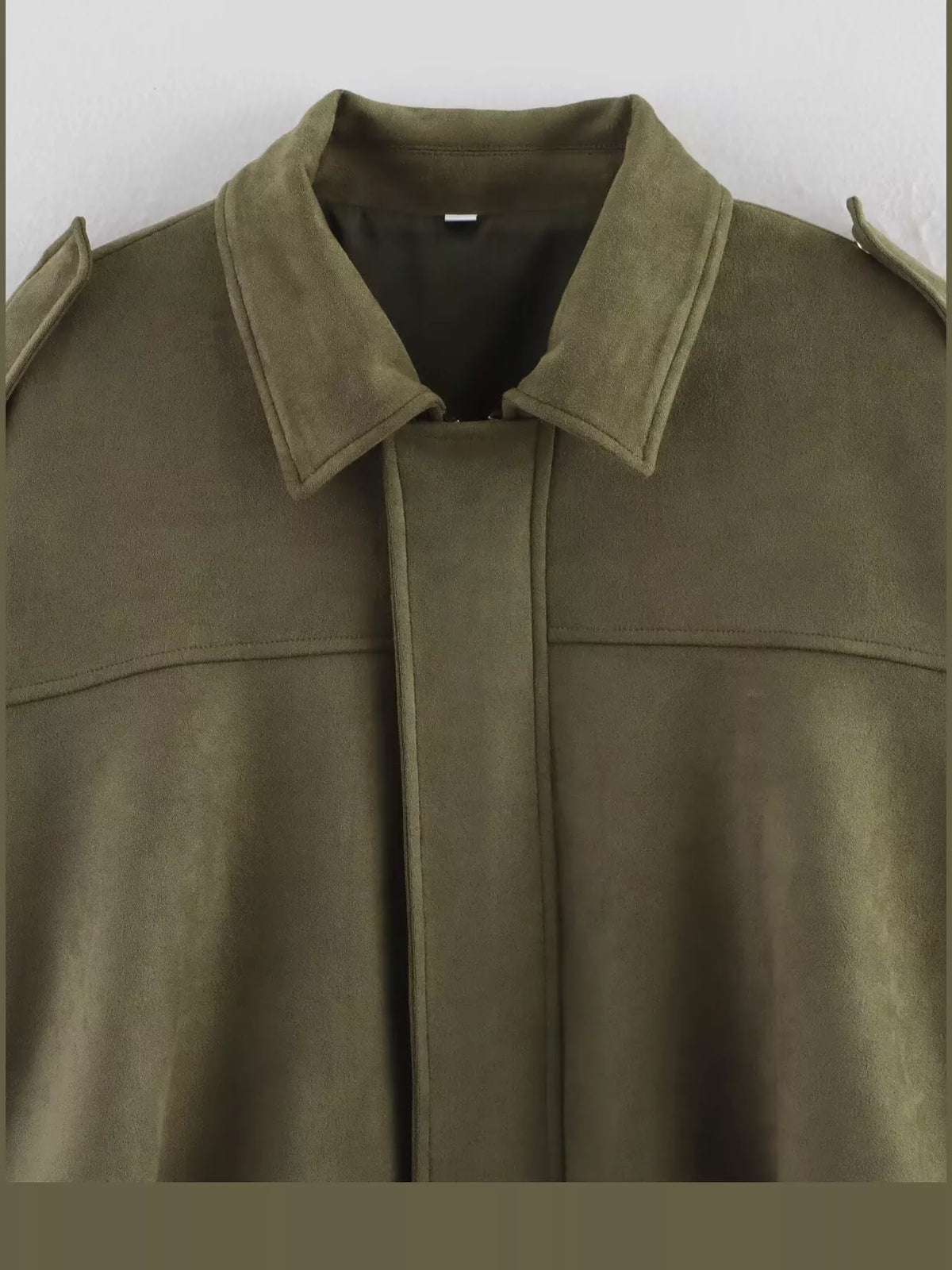 Oversized zip jacket, olive collar detail