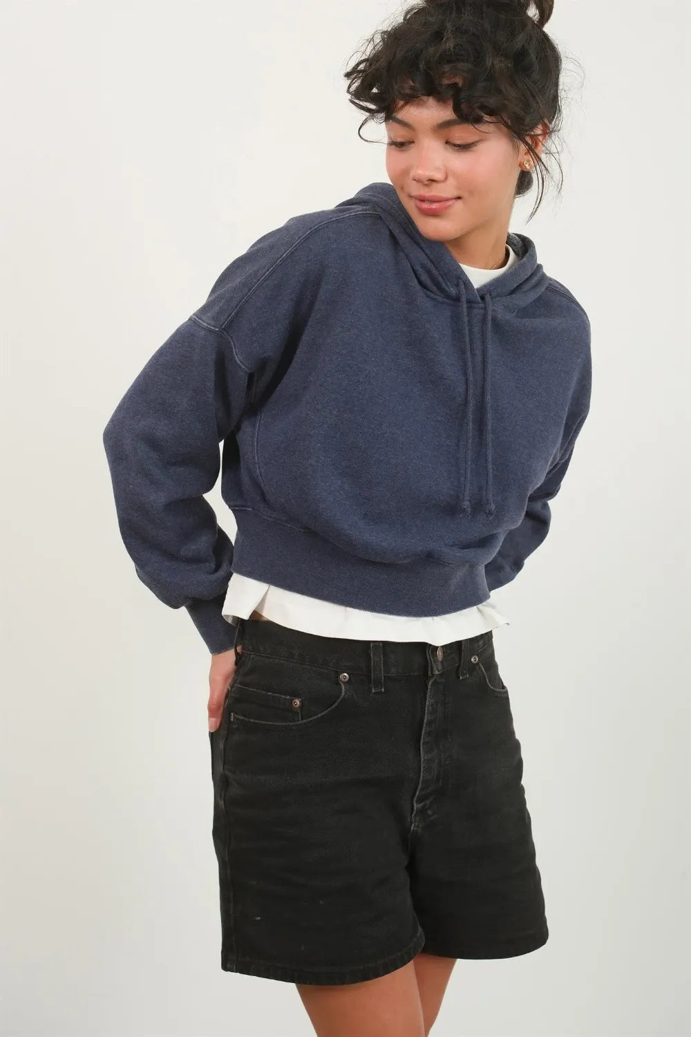 Cropped short-sleeve drop-shoulder hoodie