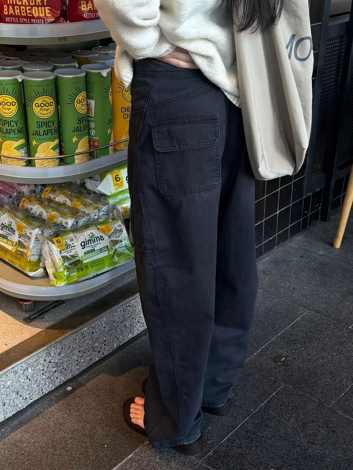 Cargo Wide-Leg Pants in navy blue
