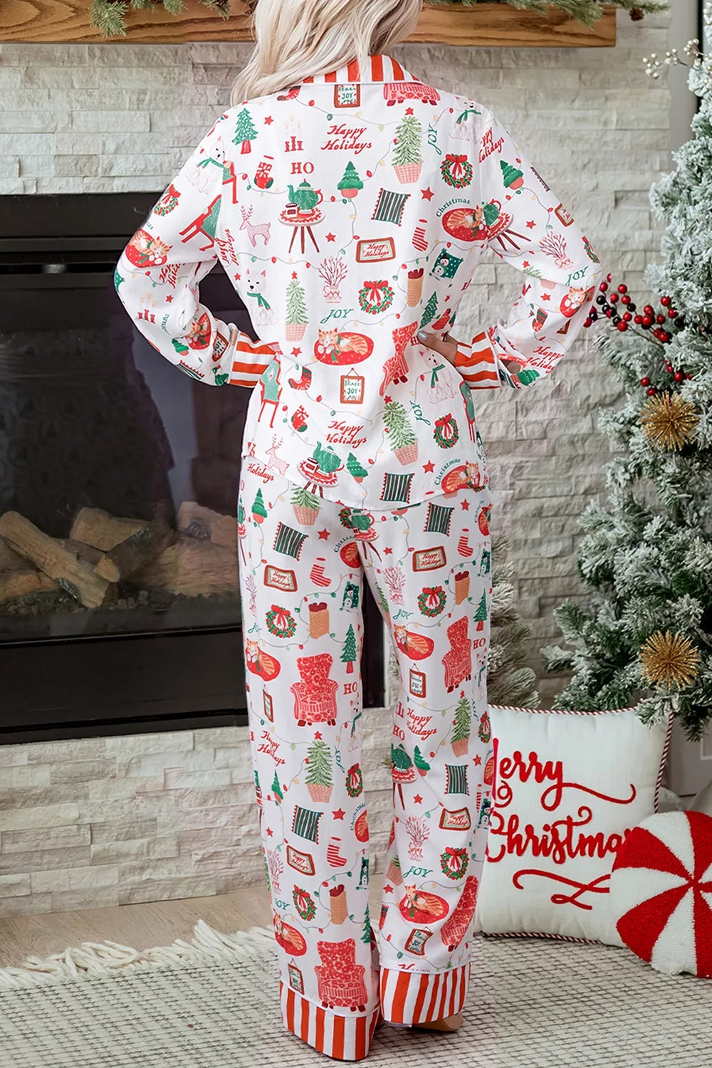 Christmas Print Button-Front Lounge Set, back view