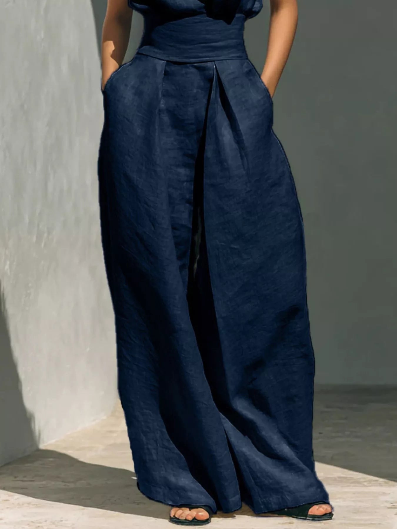 Turtleneck sleeveless top and wide-leg pants set