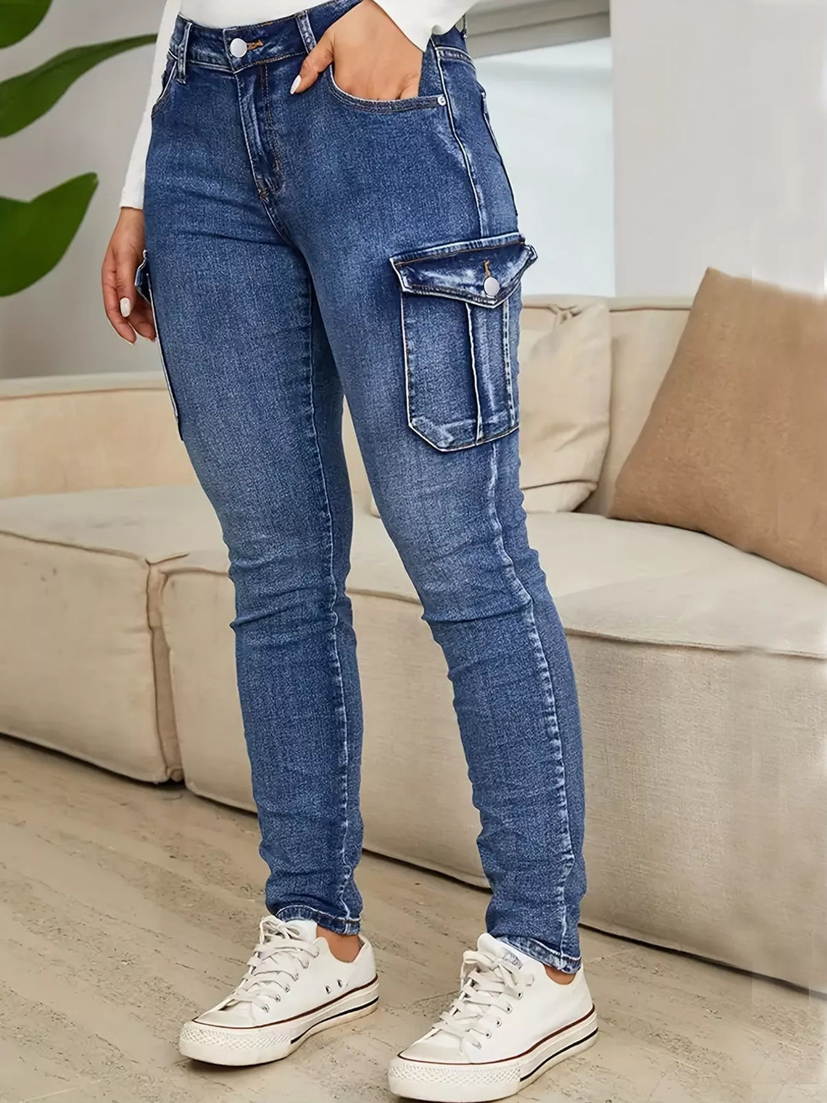 Slim Fit Jeans with Pockets in blue
