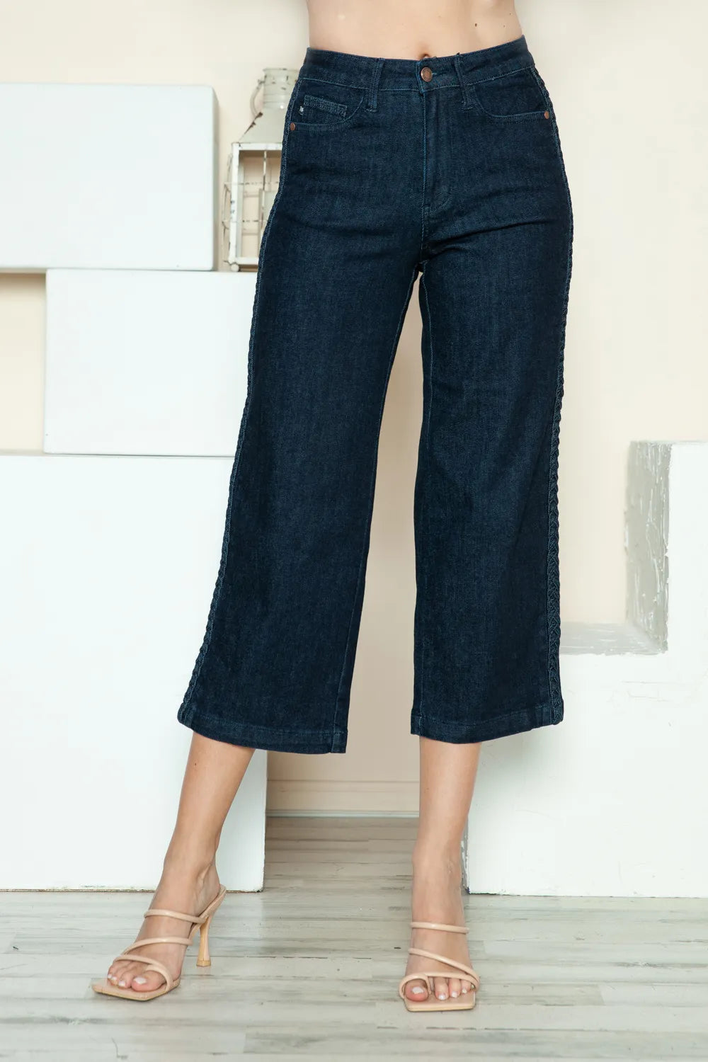 Women's jeans – product view 1