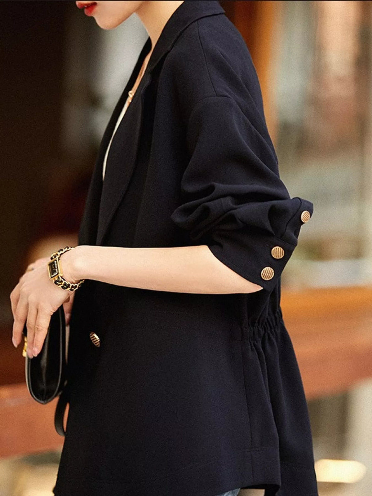Lapel Collar Button Up Blazer in black