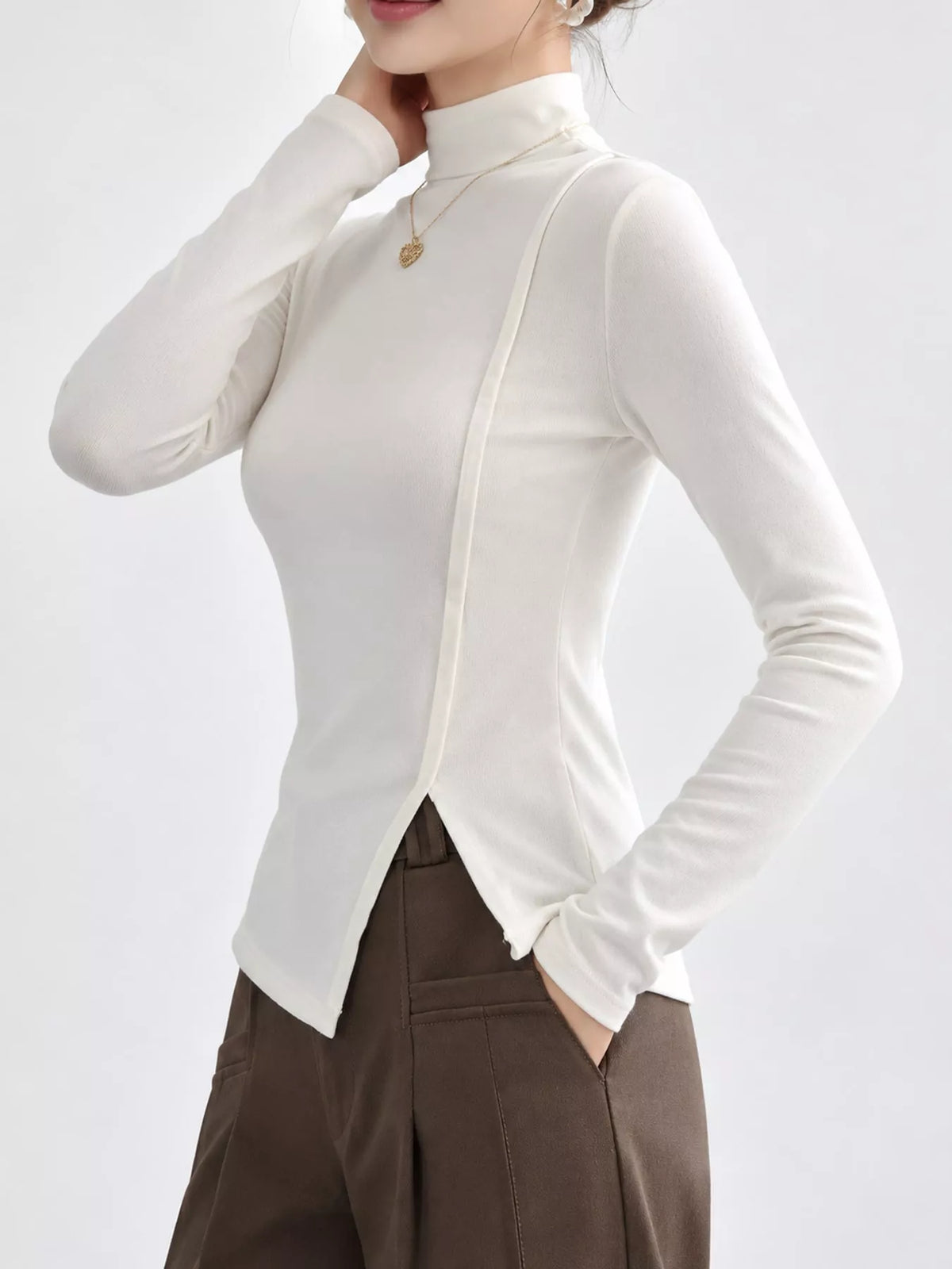 White mock neck long sleeve t-shirt