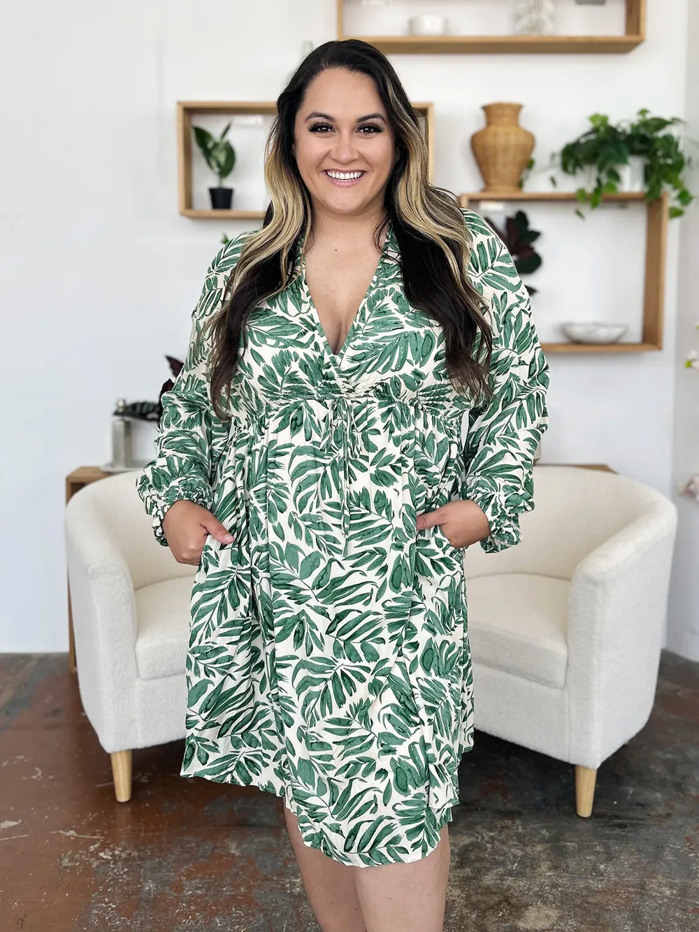 Women's apparel – product view 7