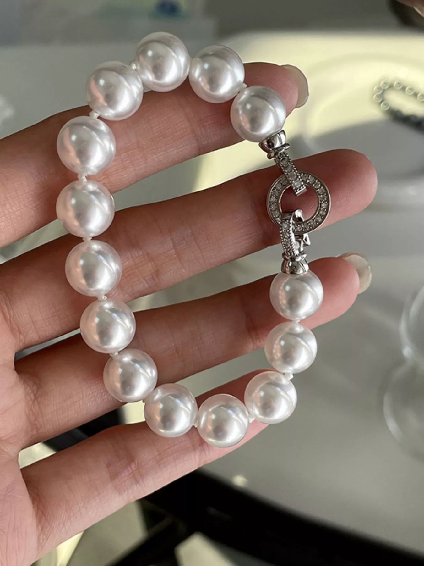 Trendsi Pearl Beaded Bracelet with Clasp -