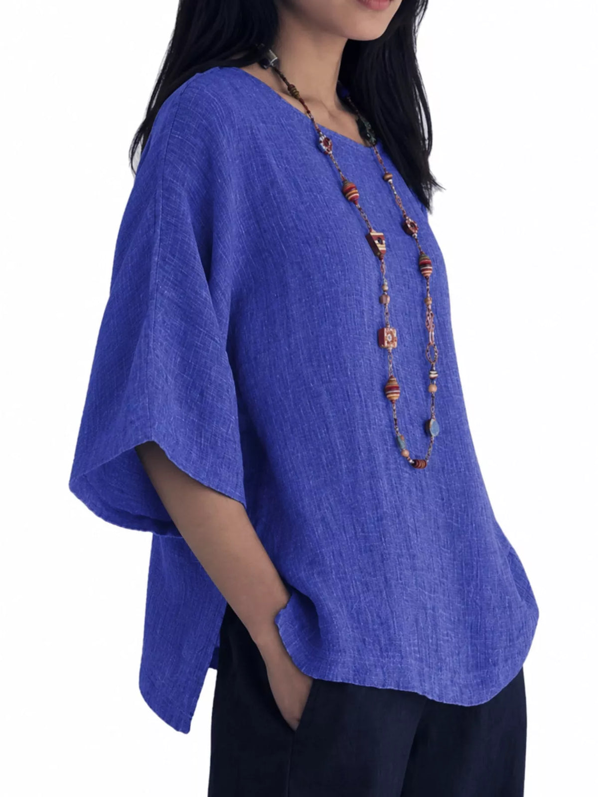 Slit blouse, blue side