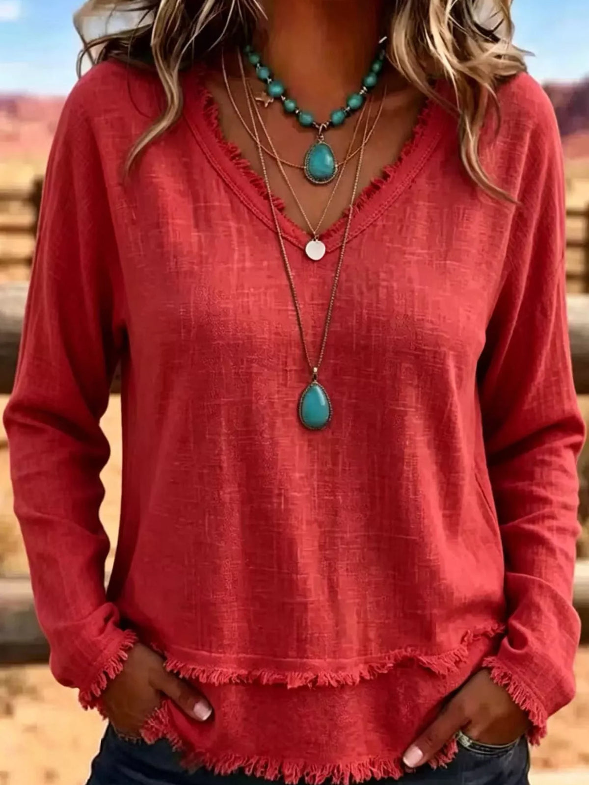 Frayed V-neck blouse, red front