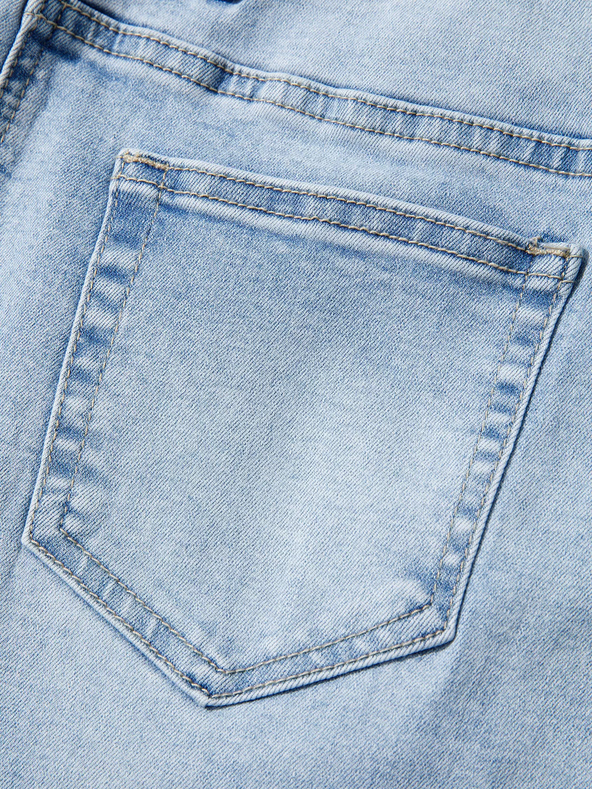 Cuffed Wide-Leg Jeans in light blue, construction detail