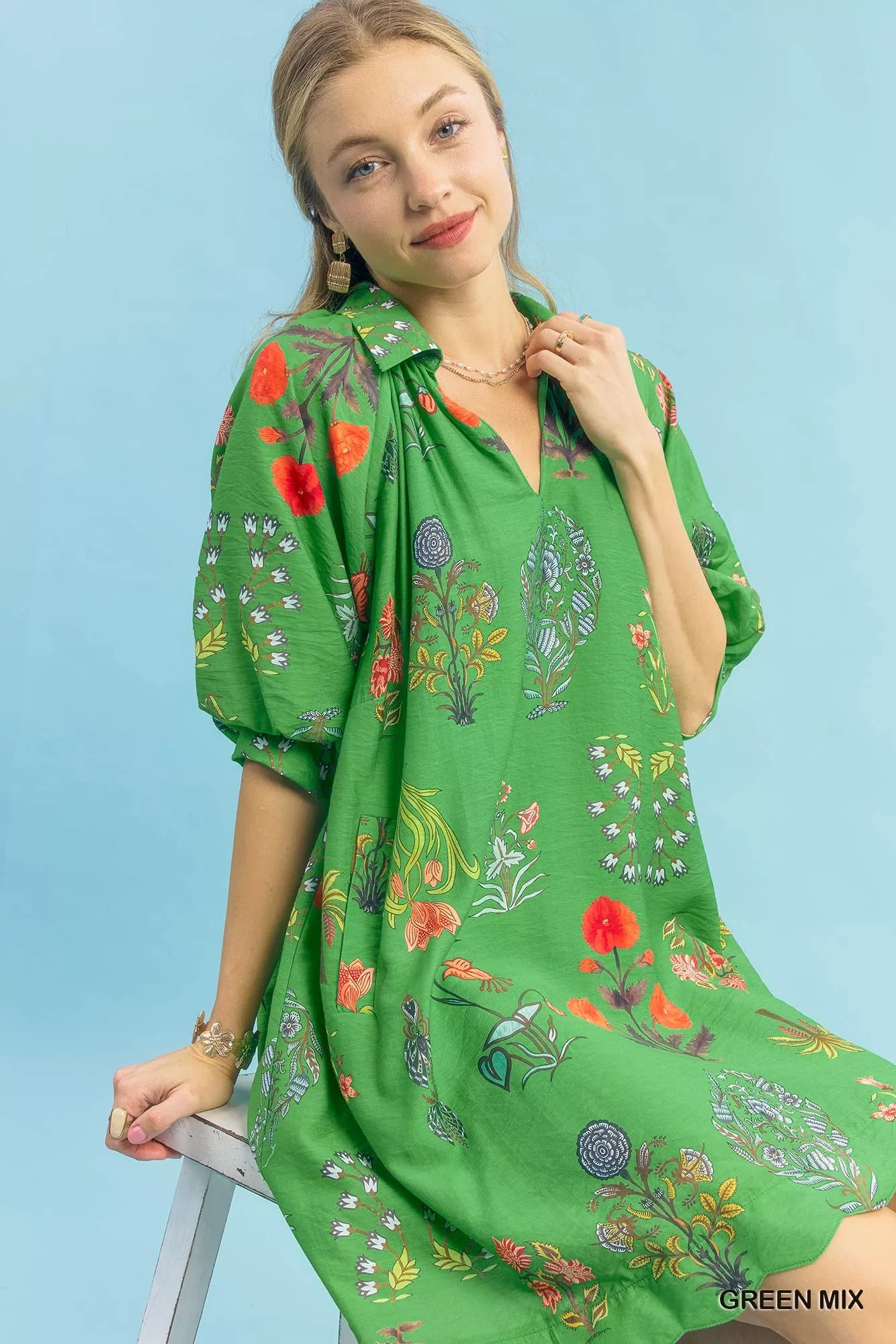 Women's apparel – product view 5