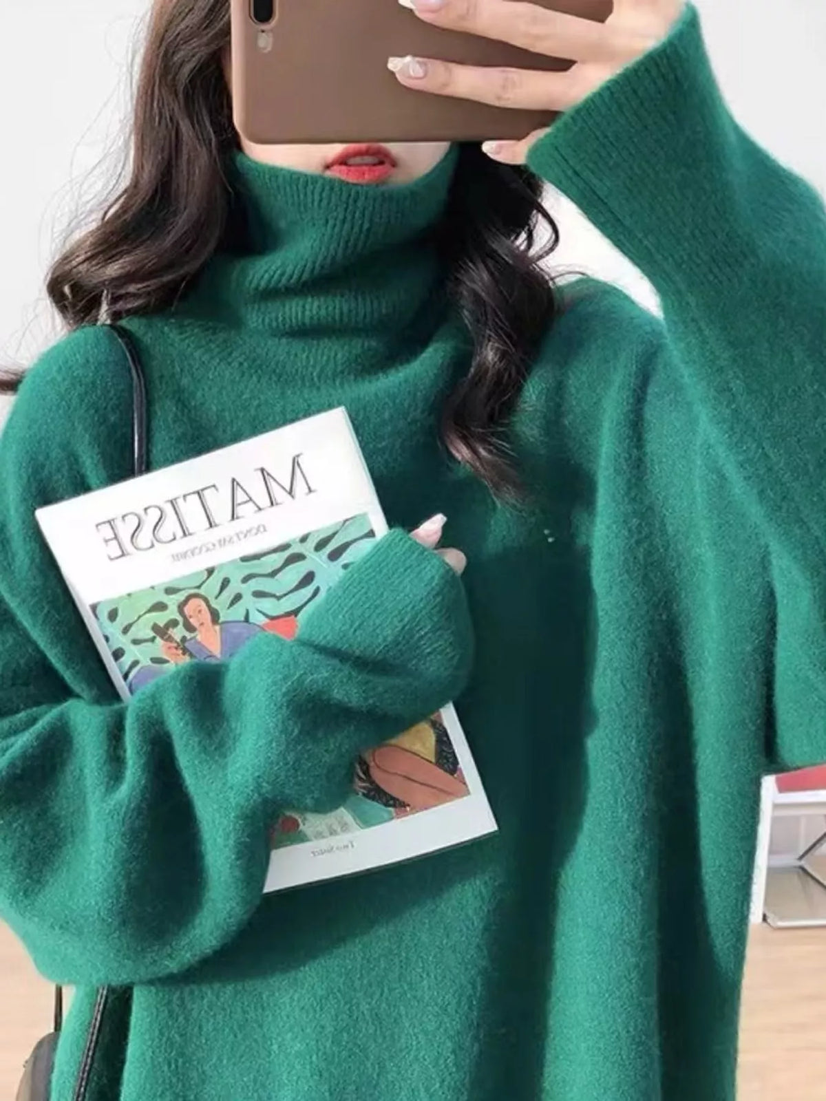 Turtleneck sweater, green front