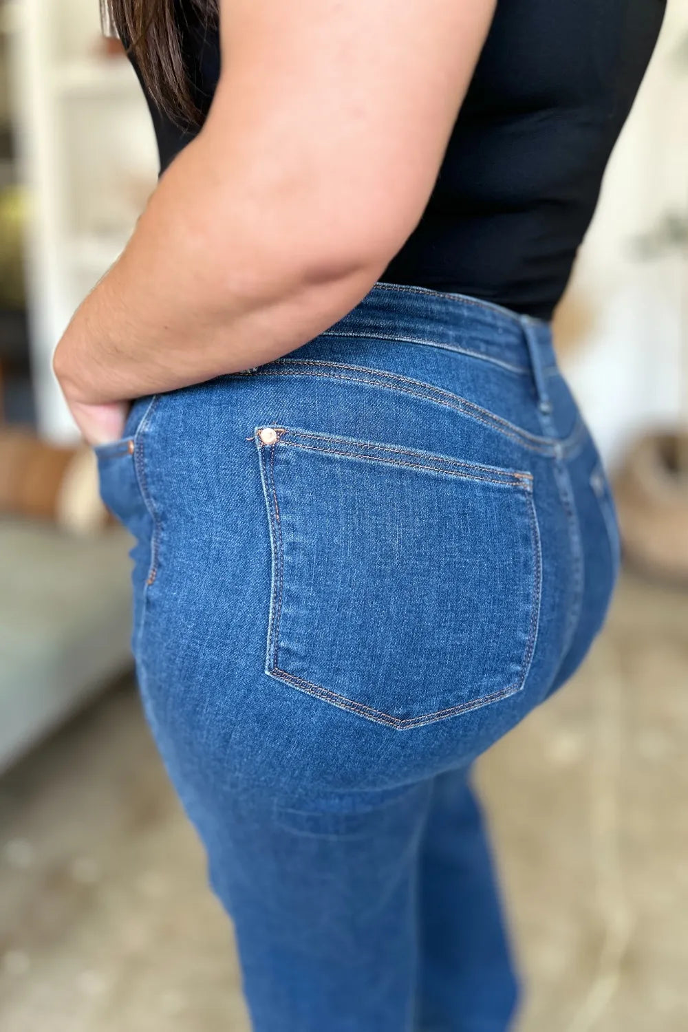 Women's high-rise straight-leg denim jeans - product view 6
