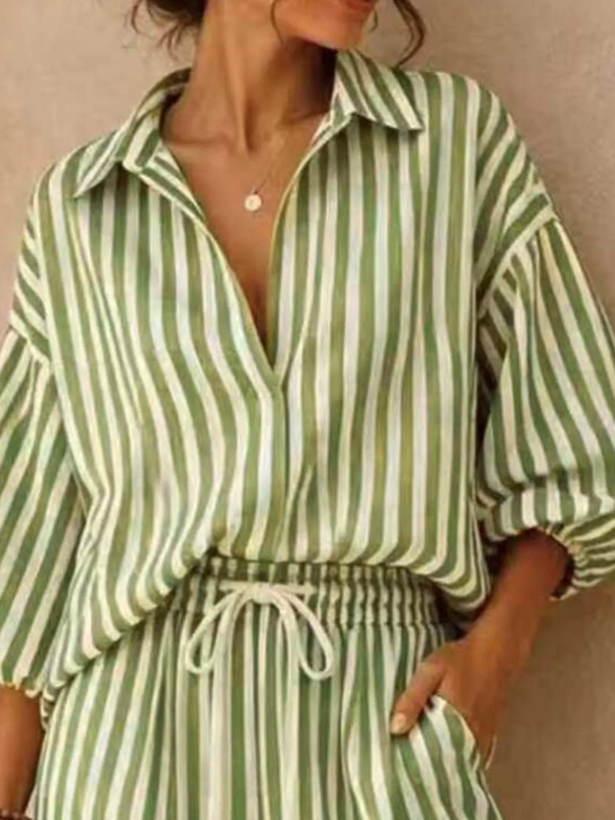 Women's clothing set – product view 14