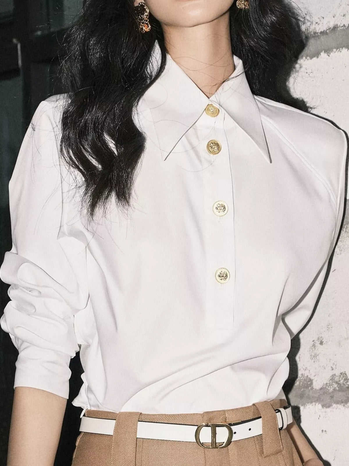 White button detail long sleeve shirt
