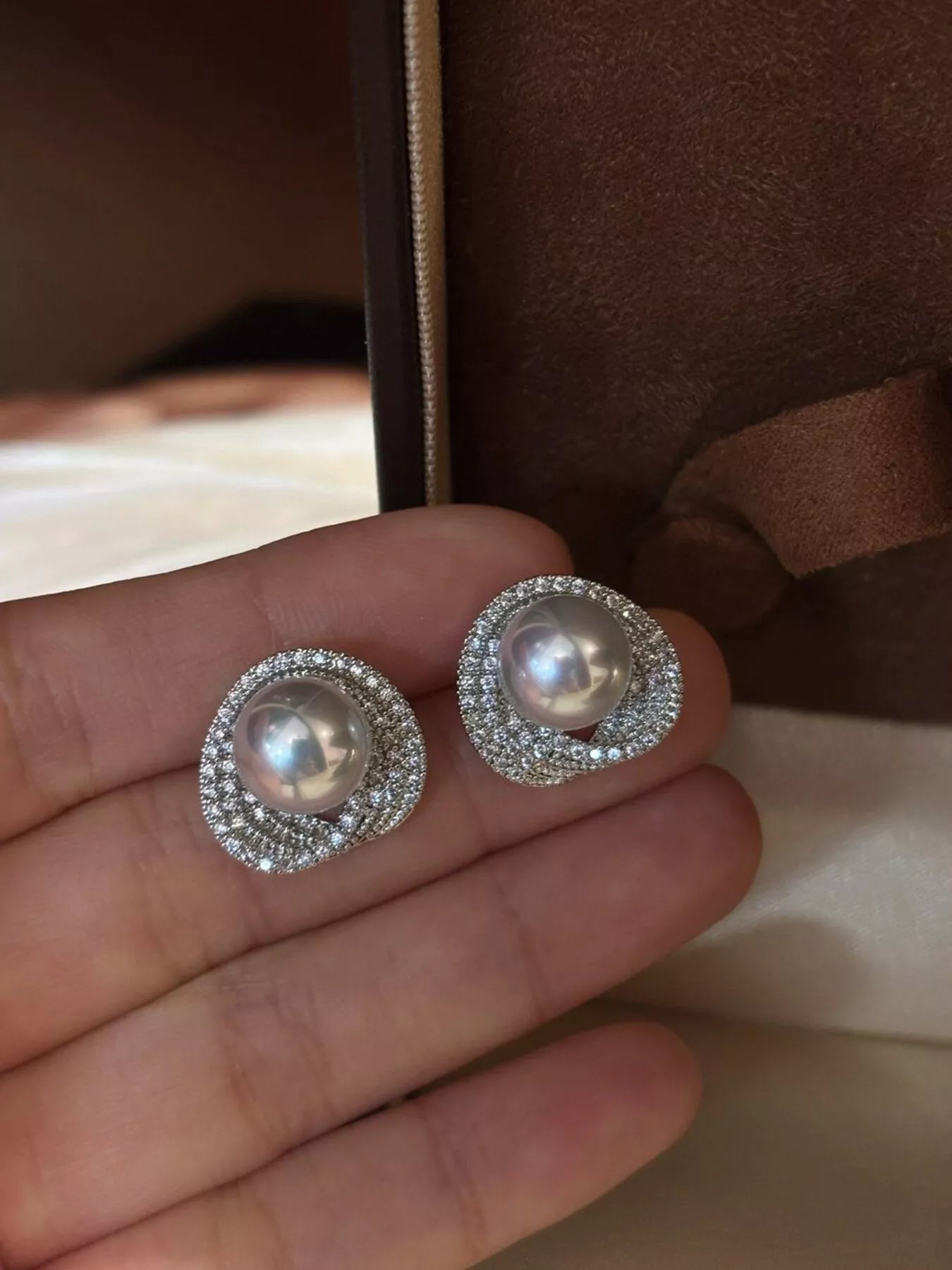 Trendsi Pearl Stud Earrings -